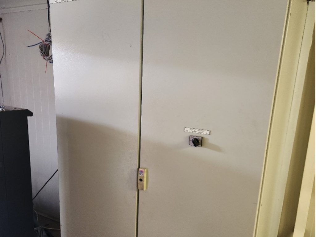CONTROL SYSTEM (OFFICE BUILDING)