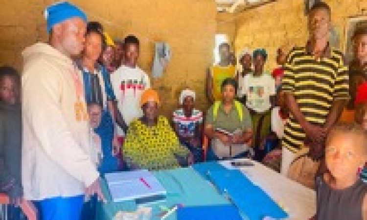 Meeting with the Babaya community at Lungi to hear their perspectives on the ongoing project and respond to any issues or concerns.